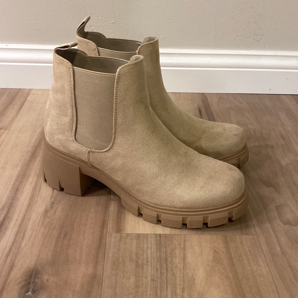 Soda Tan Heeled Booties